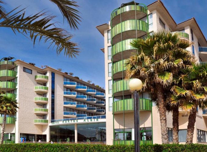 Escapada Fin de Año «Hotel Kaktus Albir 4*» con Gala servida en Alfaz del Pi, Alicante