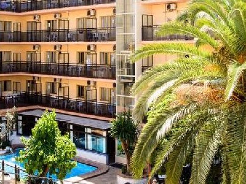 Escapada San Valentín «Hotel Camposol 2*»con Bus a Benidorm, Alicante